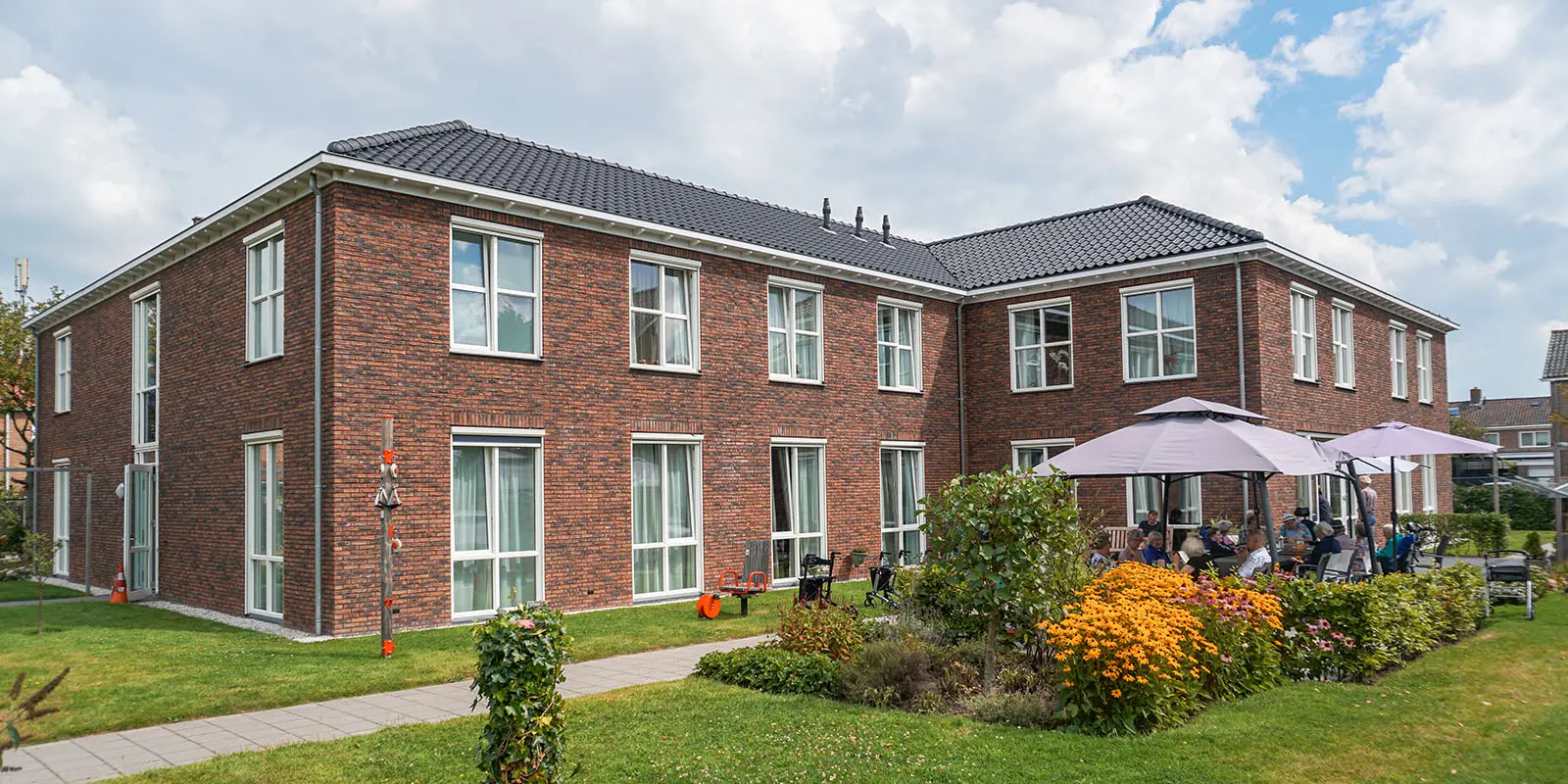 Onze huizen speciaal gebouwd voor mensen met dementie door Dagelijks Leven