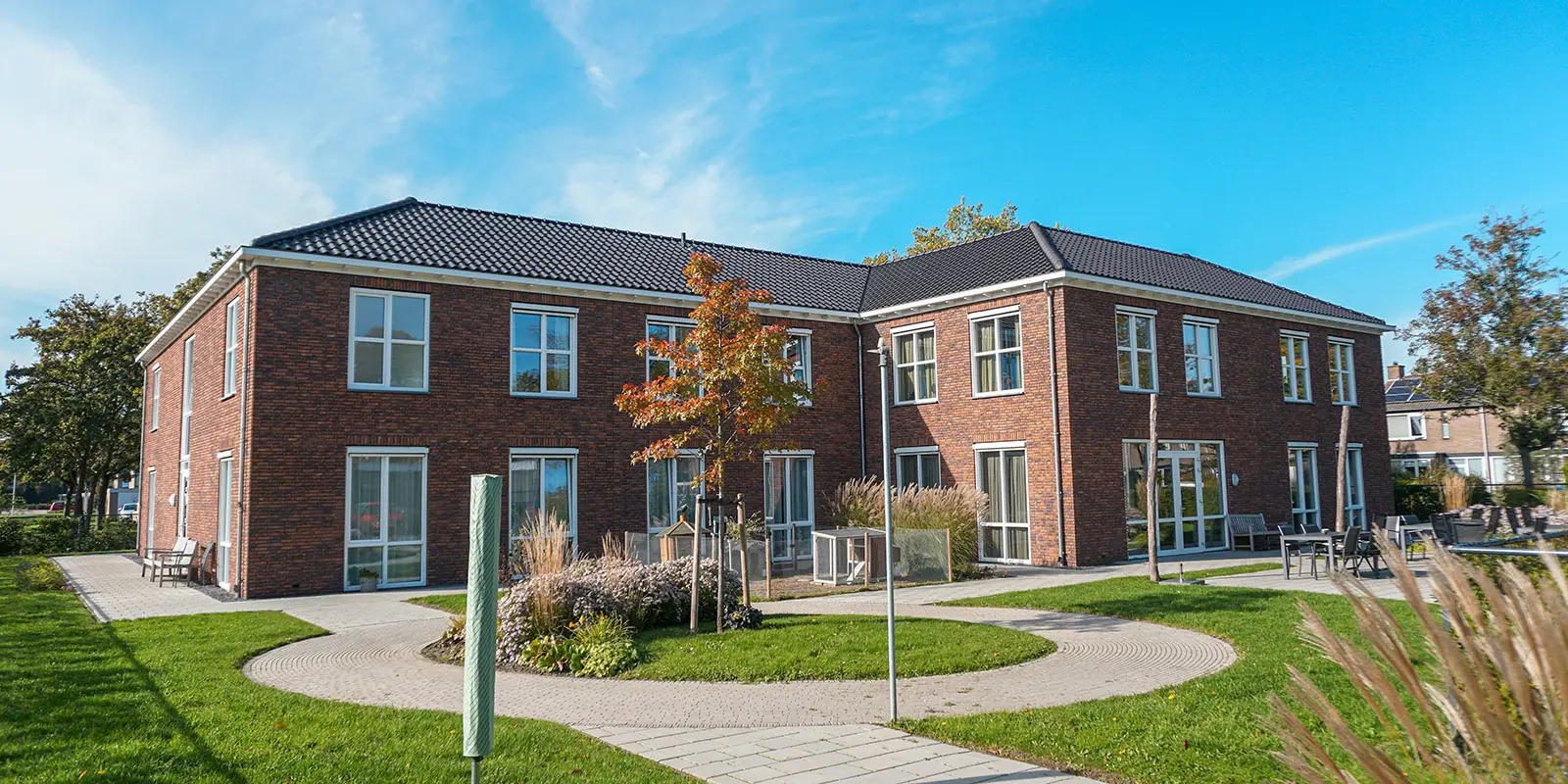 Het Hoevehuis in Terneuzen is een kleinschalige en betaalbare woonzorglocatie voor mensen met dementie