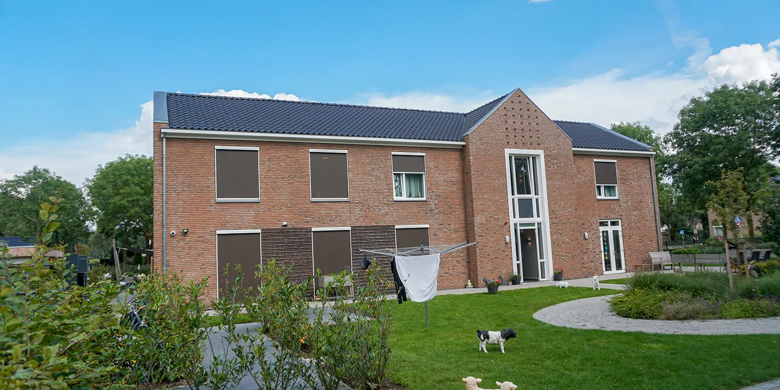 Het Leijgraafhuis in Cuijk is een kleinschalige en betaalbare woonzorglocatie voor mensen met dementie