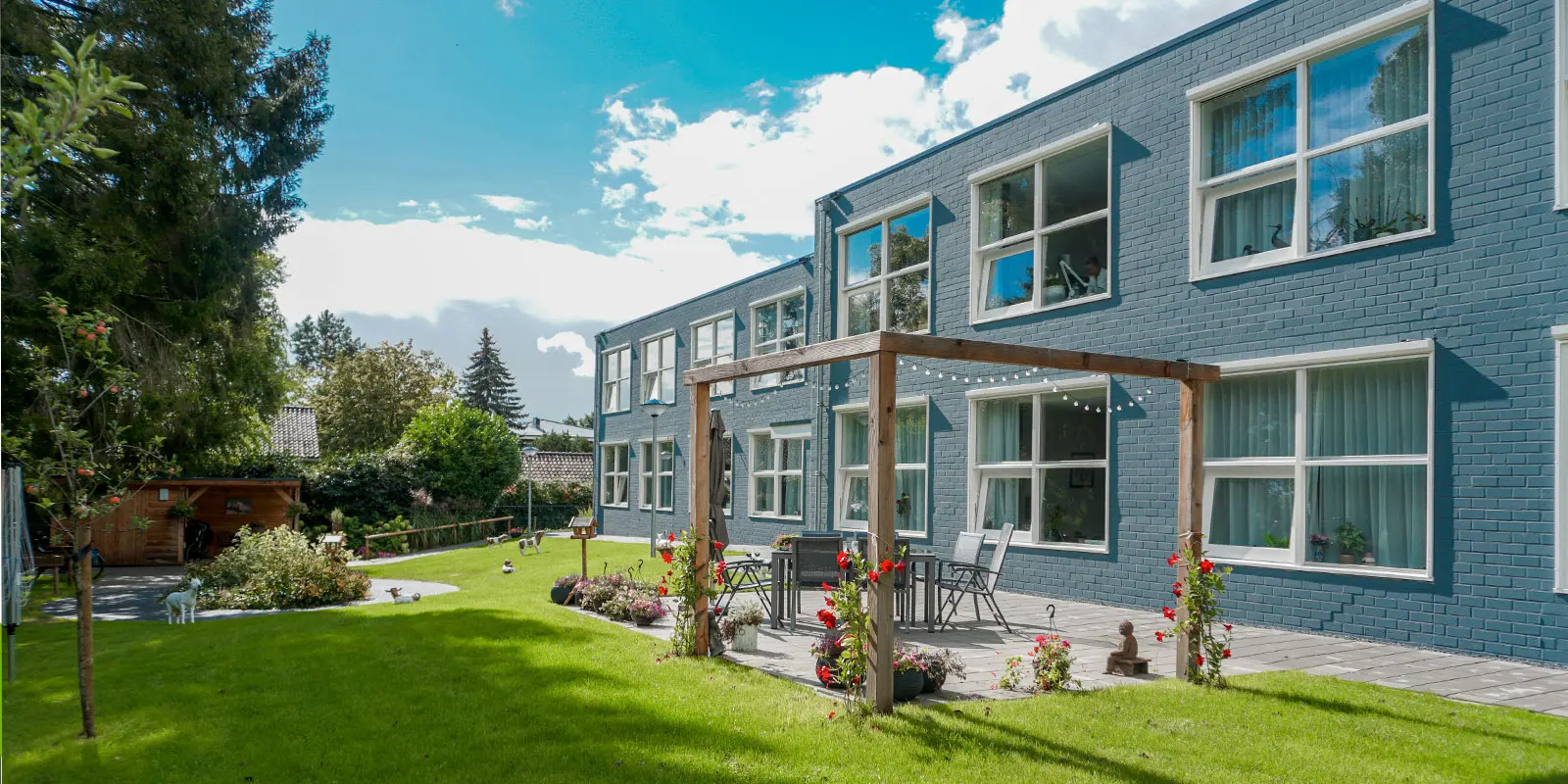 Het Zevenheuvelenhuis in Groesbeek is een kleinschalige en betaalbare woonzorglocatie voor mensen met dementie