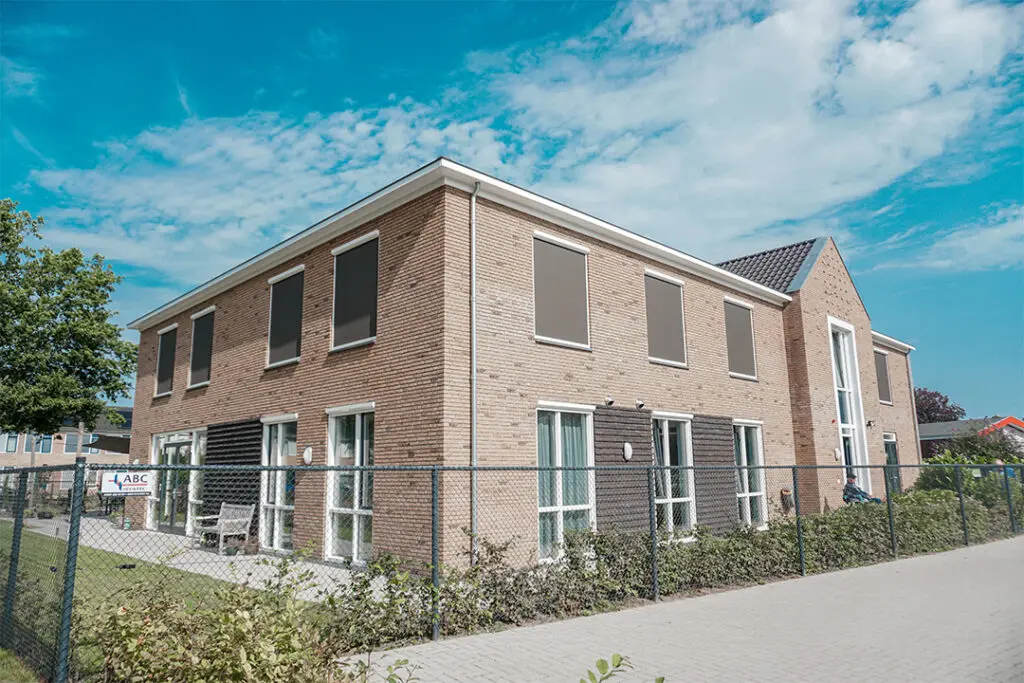 Een foto van Het Picardthuis van Dagelijks Leven waar mensen met dementie kleinschalig en betaalbaar wonen in een particuliere zorginstelling