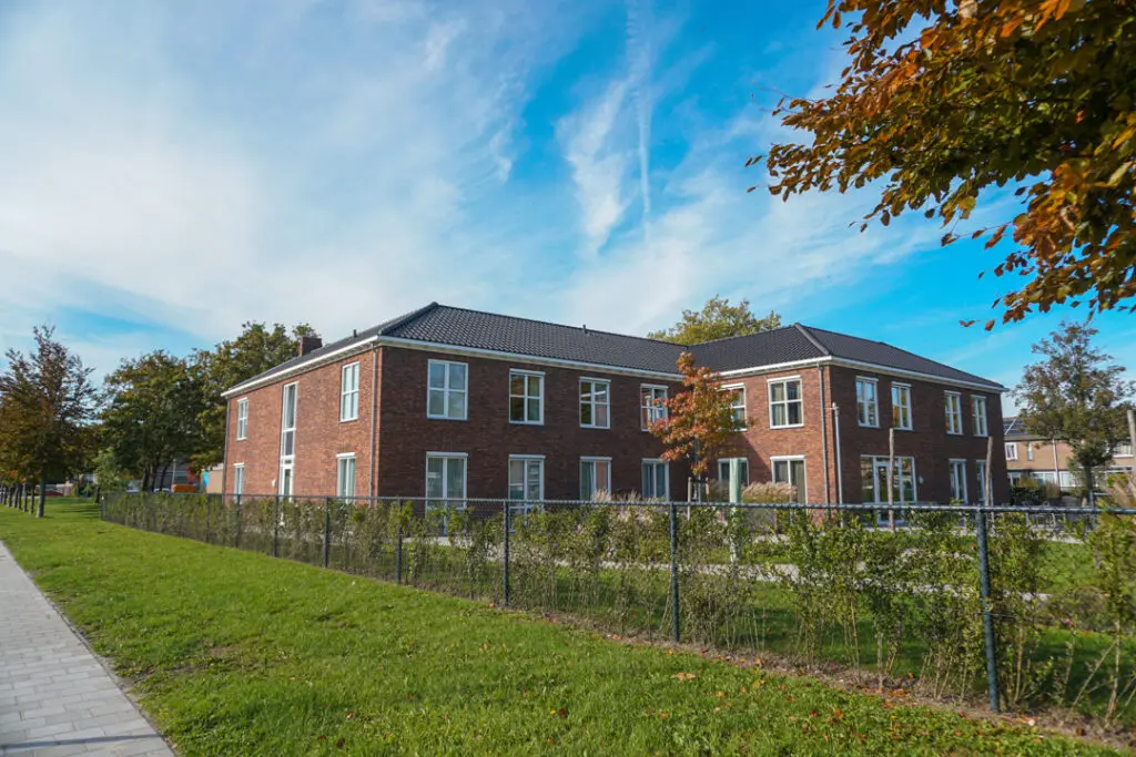 Een foto van Het Hoevehuis van Dagelijks Leven waar mensen met dementie kleinschalig en betaalbaar wonen in een particuliere zorginstelling