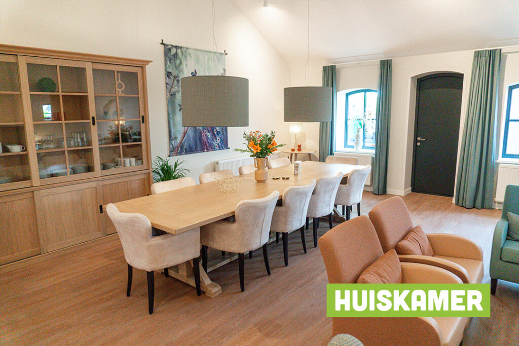 Een foto van Het Schuytgraafhuis van Dagelijks Leven waar mensen met dementie kleinschalig en betaalbaar wonen in een particuliere zorginstelling